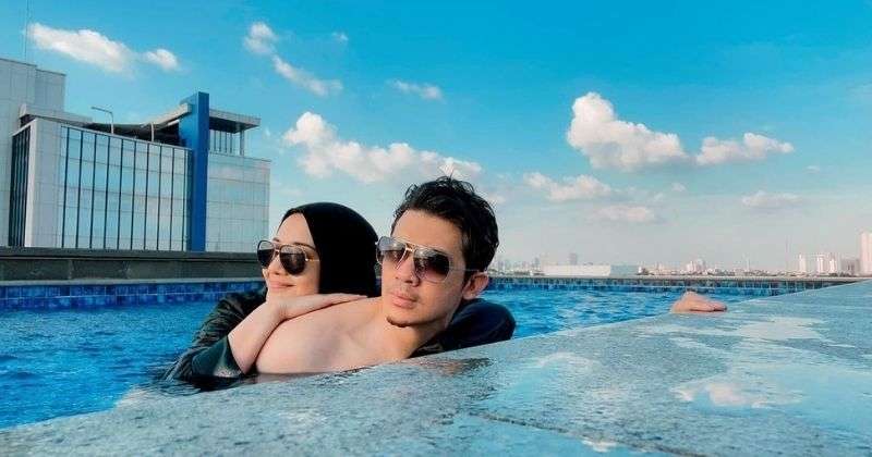 8 Potret Kolam Renang Artis yang Super Mewah, Milik Momo Geisha Seperti Danau, Luas Banget!