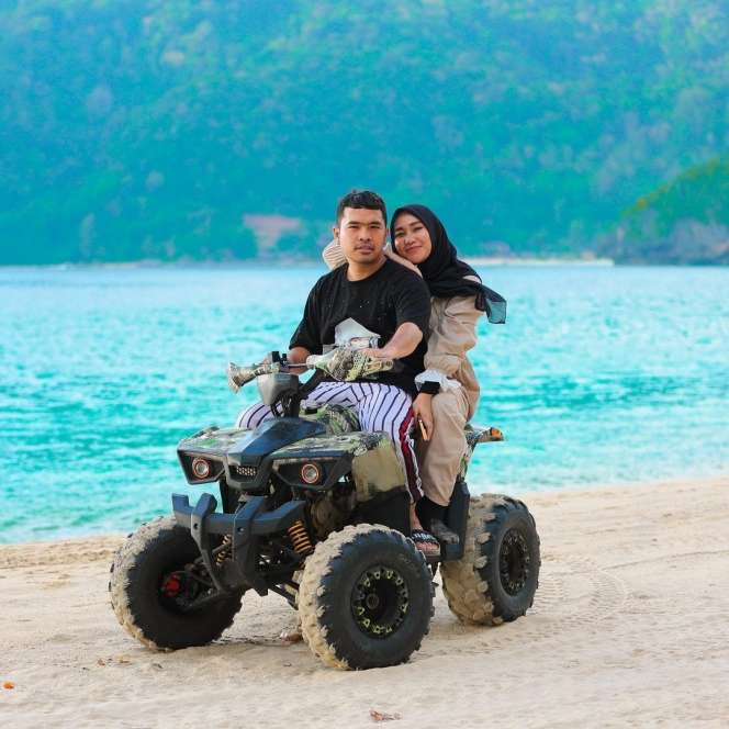 Diterpa Isu Punya Hubungan Spesial dengan Chika, Potret Harmonis Putra Siregar dan Septia yang Jarang Tersorot