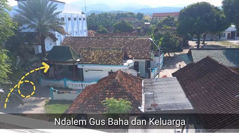 10 Potret Pondok Pesanten Gus Baha yang Sederhana, Kyai Kampung Ilmunya Setara Profesor!