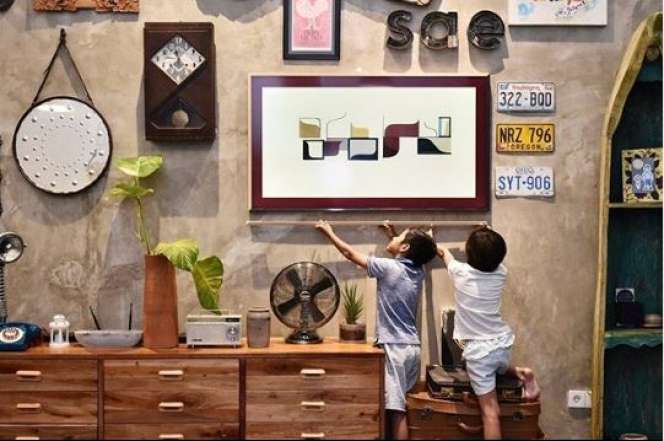 8 Potret Rumah Mewah Artis Bergaya Industrial, Milik Al Ghazali Super Keren, Anak Muda Banget!