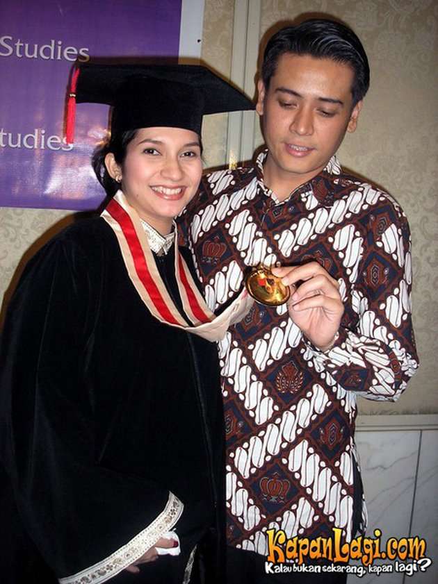 6 Potret Seleb Ikut Wisuda Saat Hamil, Ada yang Bersiap Melahirkan!