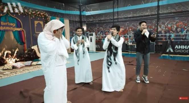 Atta Halilintar Bagi-bagi THR Total Rp3 Miliar ke Karyawannya