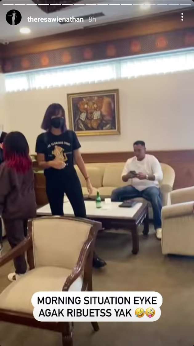 10 Potret Perdana Nia Ramadhani usai Rehabilitasi Narkoba, Ganti Gaya Rambut, Bikin Melongo!