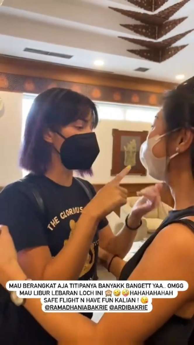 10 Potret Perdana Nia Ramadhani usai Rehabilitasi Narkoba, Ganti Gaya Rambut, Bikin Melongo!