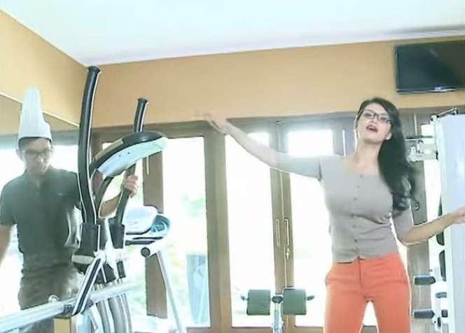10 Potret Rumah Mewah Farah Quinn yang Pernah Dibobol Maling, Area Tamannya Keren Abis!