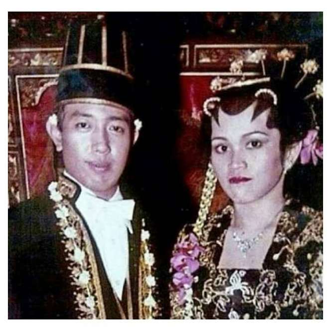 Potret Lawas Pernikahan 7 Komedian, Punya Soimah Keren Banget!