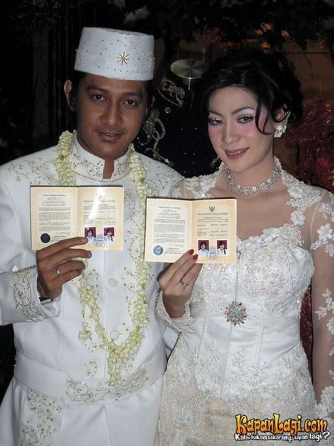 Potret Lawas Pernikahan 7 Komedian, Punya Soimah Keren Banget!