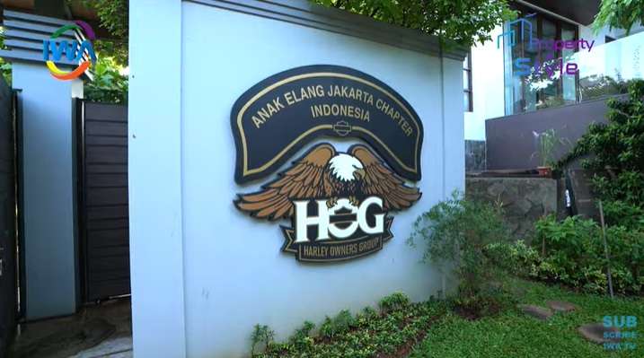 7 Potret Rumah Bos Harley Davidson Suherli, Isi Galerinya Bikin Melongo!