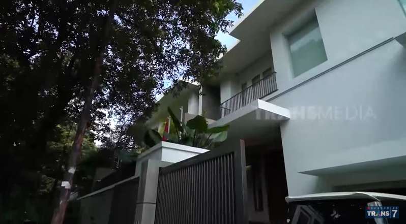 10 Potret Rumah Mewah Devina Kirana, Dihujat Gegara Mesra dengan Rizky Billar di Film