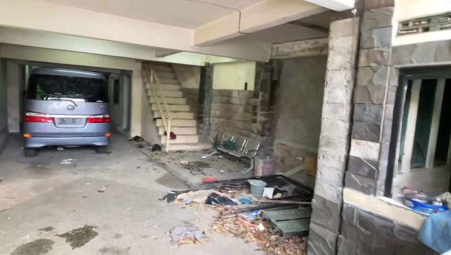 10 Potret Rumah Masa Kecil Nagita Slavina yang Lama Terbengkalai, The Real Istana Pada Masanya!
