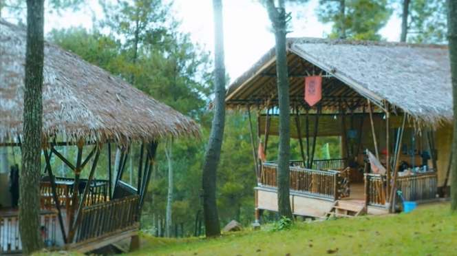 7 Potret Pesantren Hanan Attaki yang Berada di Tengah Hutan, Bak Negeri Dongeng di Swiss