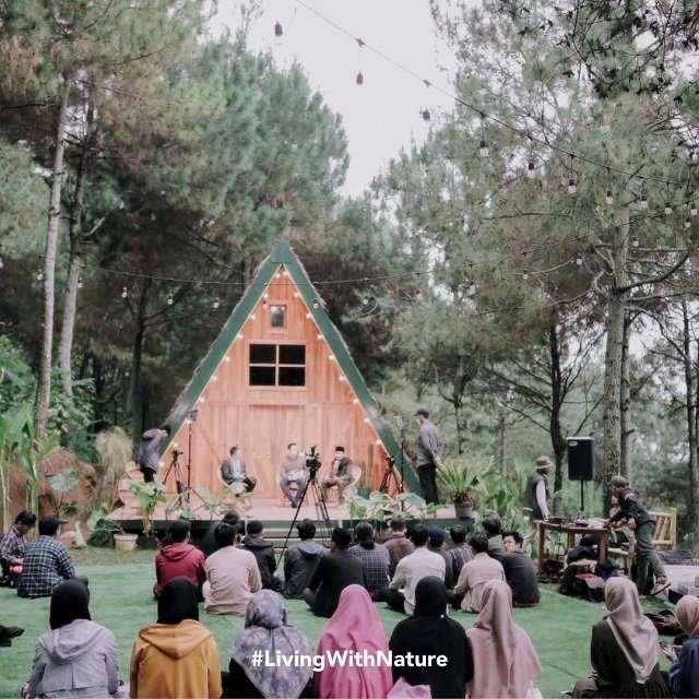 7 Potret Pesantren Hanan Attaki yang Berada di Tengah Hutan, Bak Negeri Dongeng di Swiss