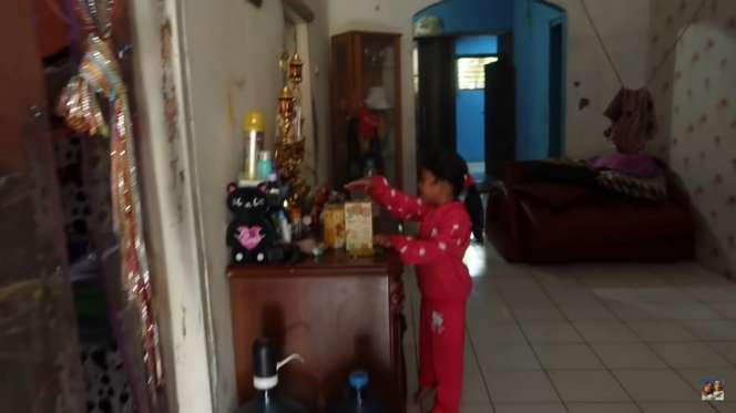 10 Potret Rumah The Connell Twins di Kampung yang Viral, Jauh dari Kesan Mewah