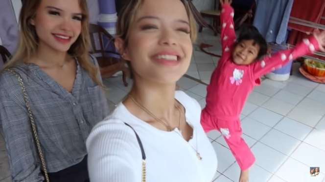 10 Potret Rumah The Connell Twins di Kampung yang Viral, Jauh dari Kesan Mewah