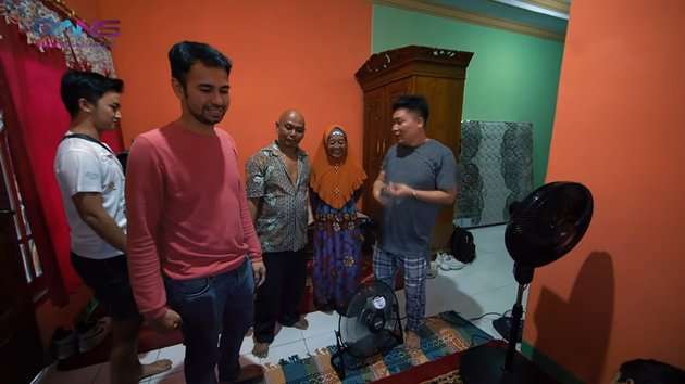 10 Potret Rumah Merry Asisten Raffi Ahmad di Madura, Ternyata ‘Sultan’ di Kampungnya