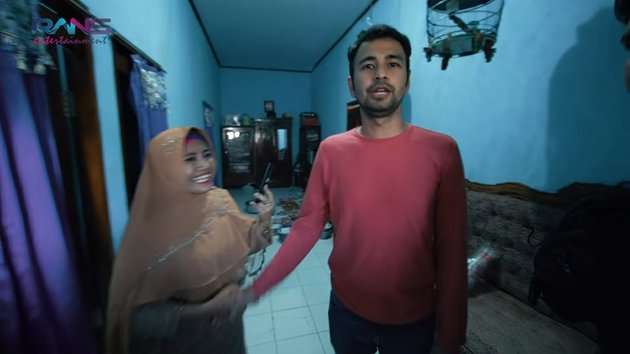 10 Potret Rumah Merry Asisten Raffi Ahmad di Madura, Ternyata ‘Sultan’ di Kampungnya