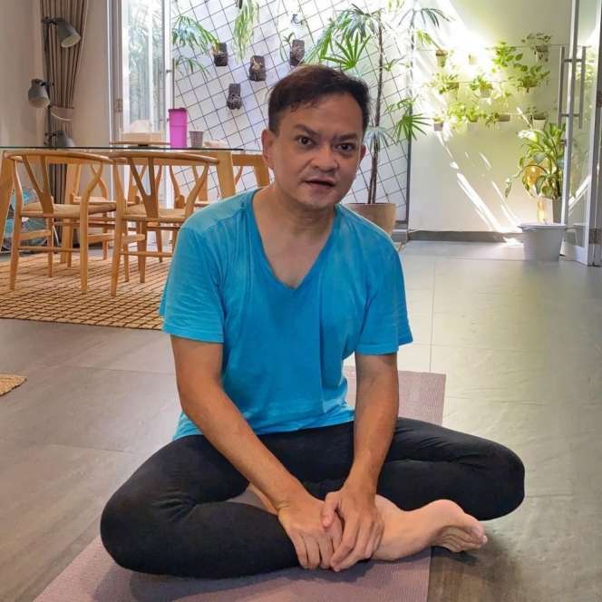 10 Potret Rumah Hedi Yunus ‘Kahitna’ yang Jarang Tersorot, Mewah Banget!