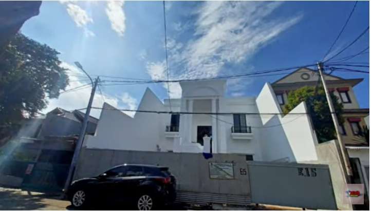Potret Rumah Pengacara Krisna Murti Seharga Rp80 Miliar, Mewah Bak Istana!