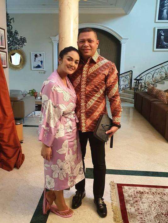 Potret Rumah Seleb Beristri Politisi, Punya Raul Lemos-Krisdayanti Bikin Melongo!