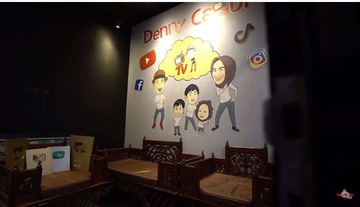 Habiskan Dana Rp1 Miliar, Ini Potret Kantor Denny Cagur, Ada Ruangan Khusus!