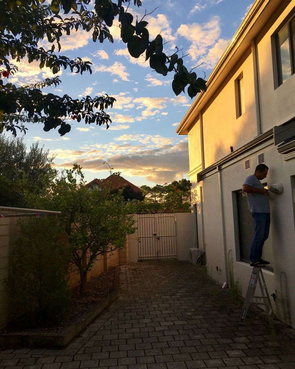 7 Potret Rumah Cindy Claudia di Australia, Desainnya Keren Banget!