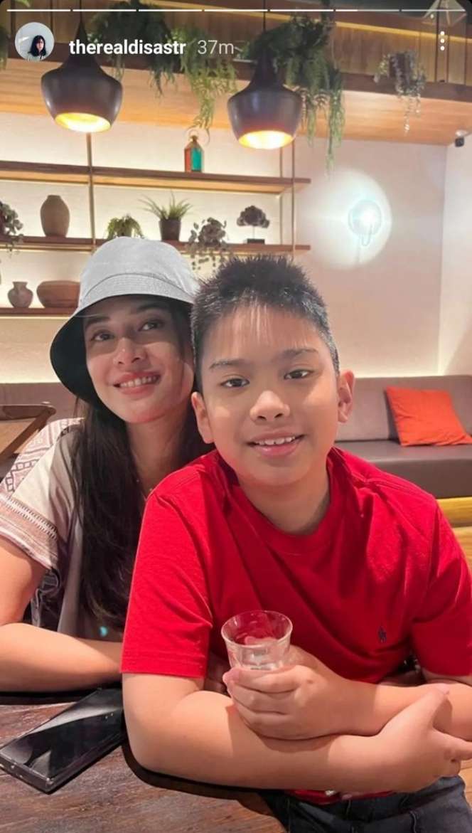 Potret Terbaru Ishana dan Shailendra Anak-Anak Dian Sastrowardoyo yang Jarang Diekspos