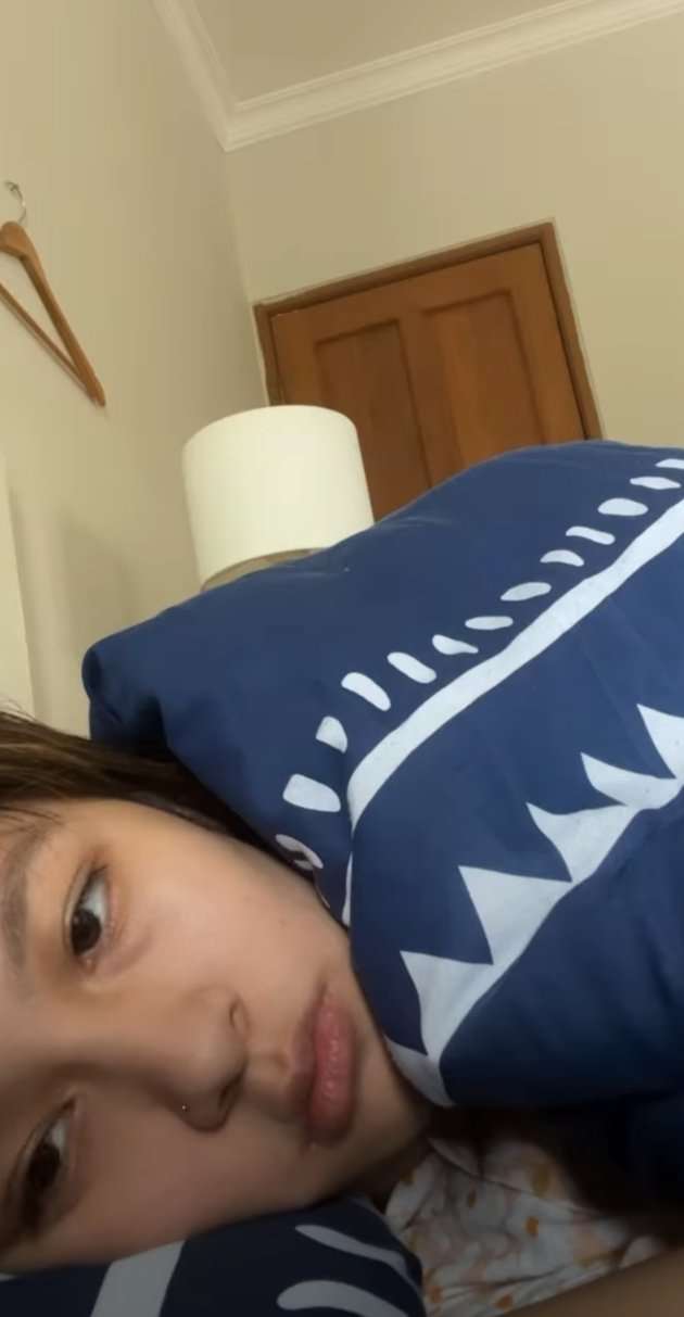 Cantik Natural, 5 Potret Hasyakyla Kakak Adhisty Zara Tampil Polos