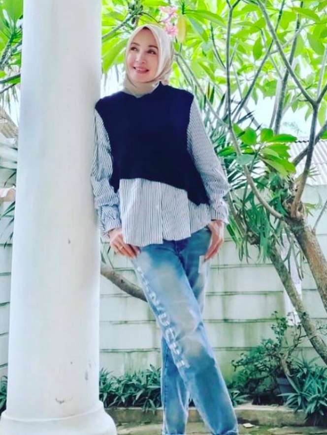 Masih Ingat Artis Senior Henidar Amroe? Curhat Tentang Hidupnya Jadi Sorotan Kini Masih Sendiri di Usia 60 Tahun!