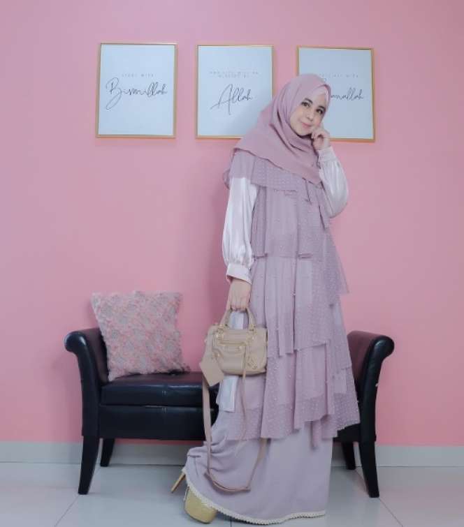 Tiga Kali Gagal Nikah, Lihat Potret Rumah Risty Tagor yang Jarang Tersorot!