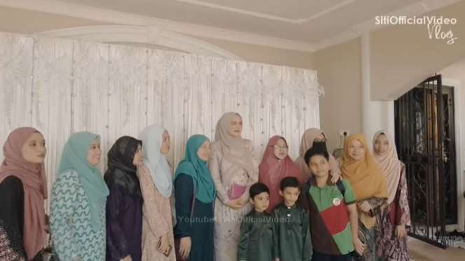 Hidupnya Berubah usai Dinikahi Pengusaha Tajir, Ini Potret Rumah Si Artis Cantik di Kampung Halaman, Ternyata Begini Aslinya!