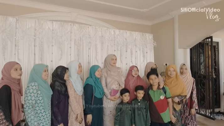 Hidupnya Berubah usai Dinikahi Pengusaha Tajir, Ini Potret Rumah Si Artis Cantik di Kampung Halaman, Ternyata Begini Aslinya!