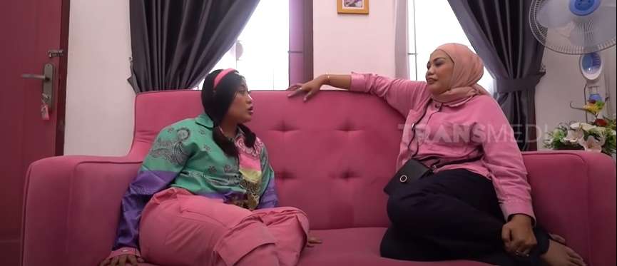 10 Potret Rumah Baru Elly Sugigi ‘Nyaris’ Rp1 Miliar, Mewah Banget, Incaran Para Berondong!