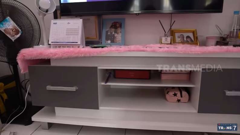 10 Potret Rumah Baru Elly Sugigi ‘Nyaris’ Rp1 Miliar, Mewah Banget, Incaran Para Berondong!