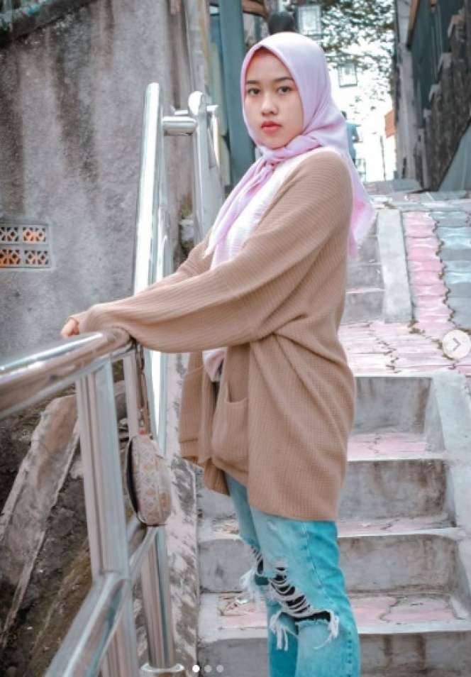 7 Potret Karisma Lidia Ajana Anak Papam Tuyul dan Mbak Yul 'Gagal Maning Son', Paras Cantiknya Curi Perhatian!