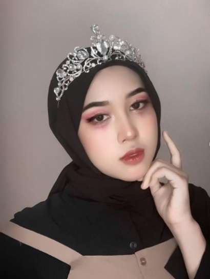 7 Potret Karisma Lidia Ajana Anak Papam Tuyul dan Mbak Yul 'Gagal Maning Son', Paras Cantiknya Curi Perhatian!