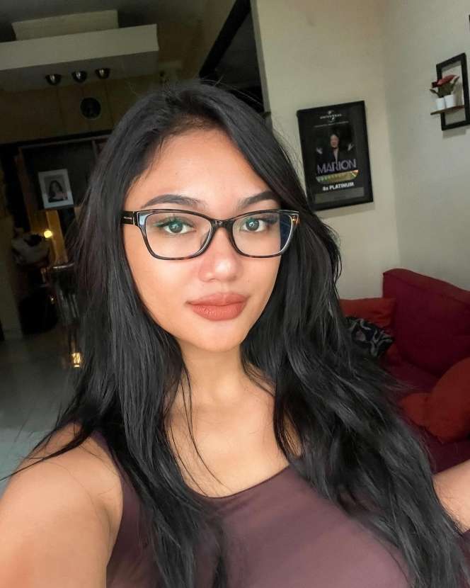 10 Potret Rumah Mewah Marion Jola yang Jarang Tersorot, Konsep Dapurnya ‘Hot’ Banget!