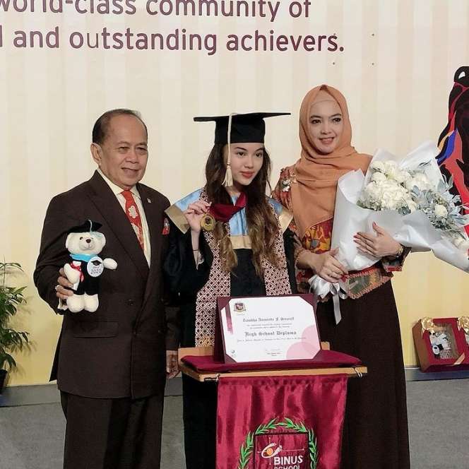 7 Potret Transformasi Ingrid Kansil dan Suami, Tetap Langgeng Meski Beda Terpaut 27 Tahun!