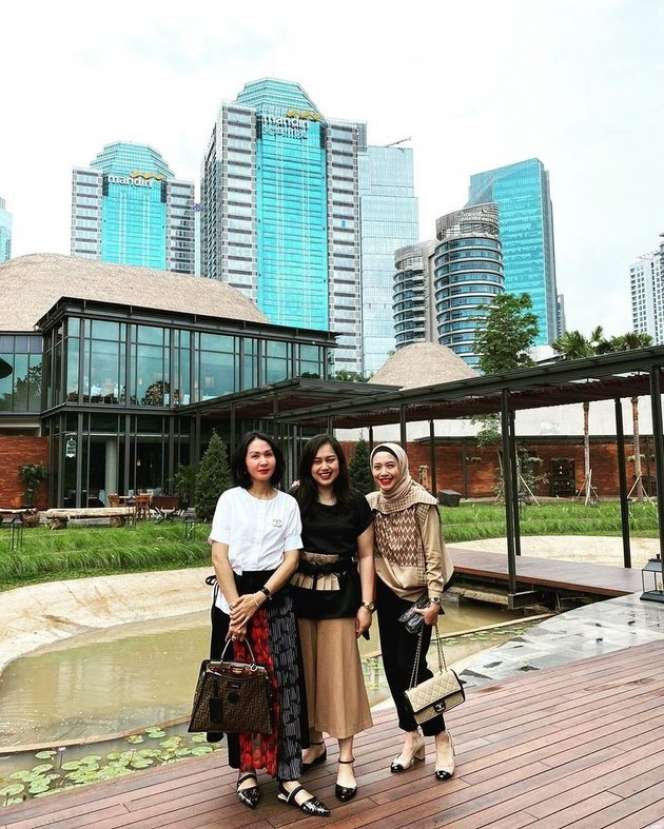 Ingat Anggraini Kadiman Mantan Istri Tora Sudiro? Dulu Diselingkuhi Kini Hidupnya Bak Langit & Bumi, Lihat 8 Potretnya