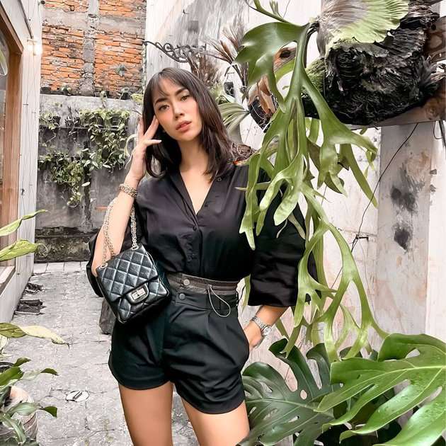 7 Potret Kekasih Baru Adilla Dimitri Mantan Suami Wulan Guritno, Paras Cantiknya Curi Perhatian!