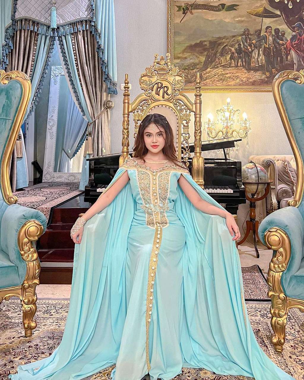 Ingat Indrayani Rusady Mantan Rey Mbayang? Penampilannya Kini Bak Barbie Hidup, Lihat 7 Potretnya