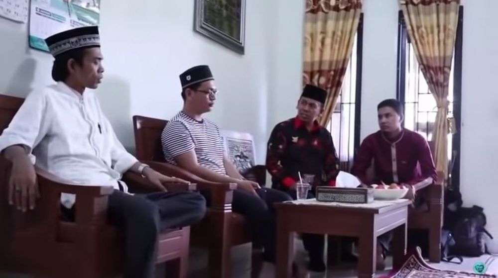 8 Potret Rumah Ustaz Abdul Somad yang Jarang Terekspos, Sangat Sederhana, Perabotan Masih Jadul!