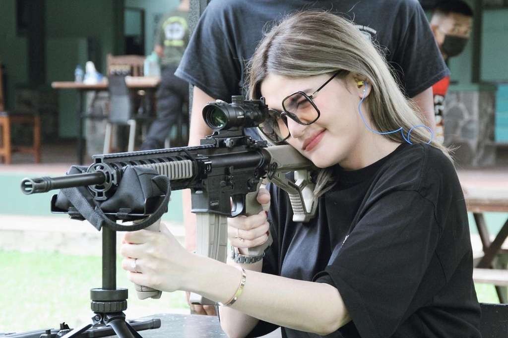 Ingat Hilda Vitria? Nasibnya Berubah Drastis Usai Gagal Jadi ‘Nyonya’ Billy Syahputra, Lihat 8 Potretnya!