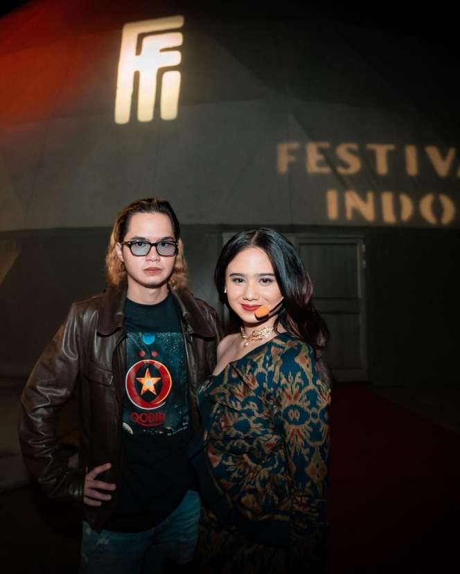 5 Pasangan Seleb yang Berawal dari Ngonten Bareng Berujung Cinta