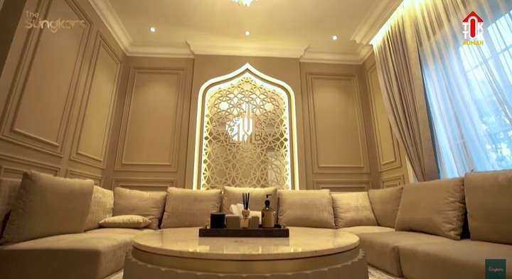10 Adu Mewah Rumah Zaskia Sungkar VS Shireen Sungkar, Sama-Sama Istana, Menjulang Tinggi Bak Menara