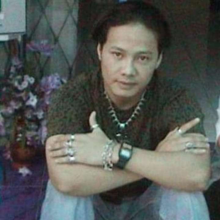 Masih Ingat Alam `Mbah Dukun`? Dulu Penyanyi Terkenal, Kini Nasibnya Bak Bumi & Langit, Ternyata Jadi Petani 