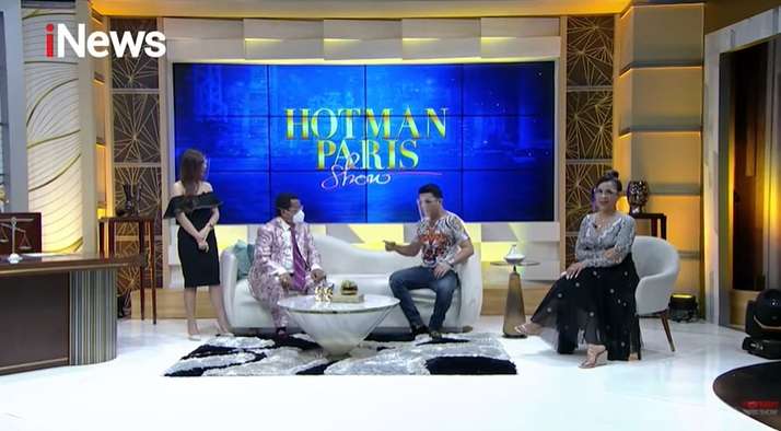 Dompet Hotman Paris Dibandingkan dengan Aldi Taher, Isi dan Mereknya Bak Bumi dan Langit!