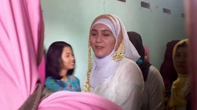 Masih Ingat Ilaria Montebianco, Bule Italia Viral yang Nekat Nikahi Pria Jawa? Begini Nasibnya Usai Menikah!