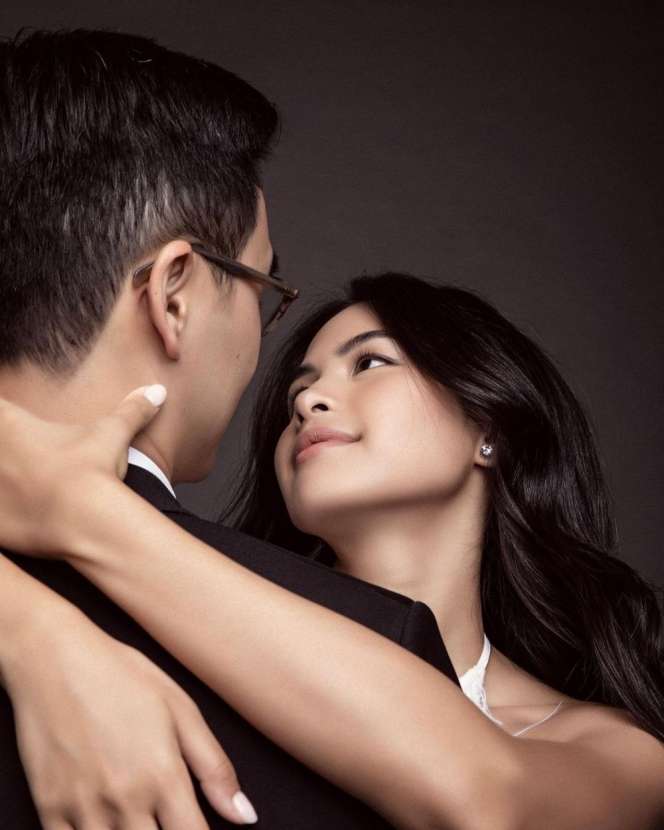 Potret Maudy Ayunda dan Sang Suami Jesse Choi, Berawal dari Teman Kuliah Berakhir di Pelaminan