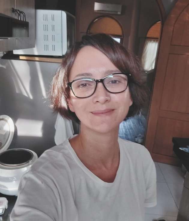 Masih Ingat Karina Suwandi 'Istri Indro' di Warkop DKI? Ini Potret Terbarunya Bikin Melongo!
