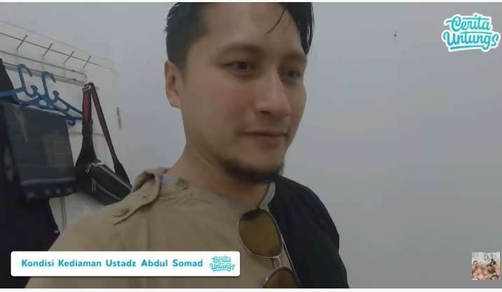 Jarang Tereskpos, Inilah Potret Kamar Ustaz Abdul Somad, Cuma Pakai Karpet dan Kasur Lesehan!